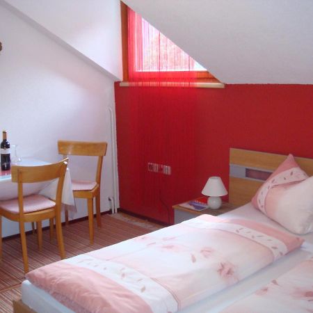 Haus Tannegg Bed & Breakfast เพทท์นอย อัม อาร์ลแบร์ก ภายนอก รูปภาพ